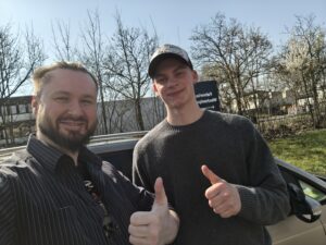 Herzlichen Glückwunsch zur bestandenen Prüfung Lucca 🎉🥂🥳👍😀